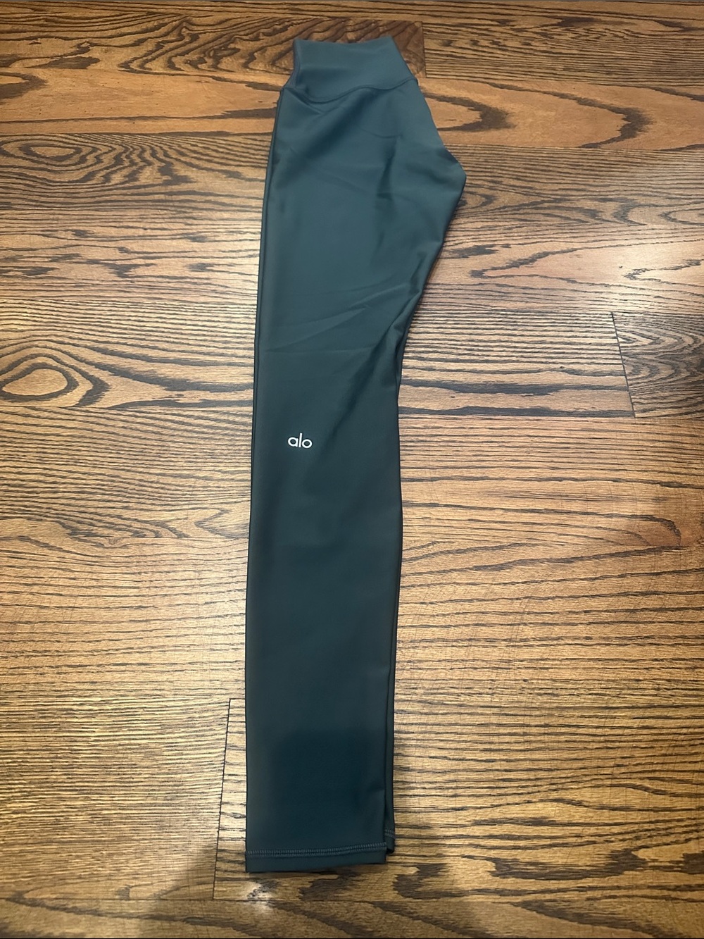 Alo Yoga Women’s Sz. S High-Rise Airlift Leggings in Anthracite Gray
